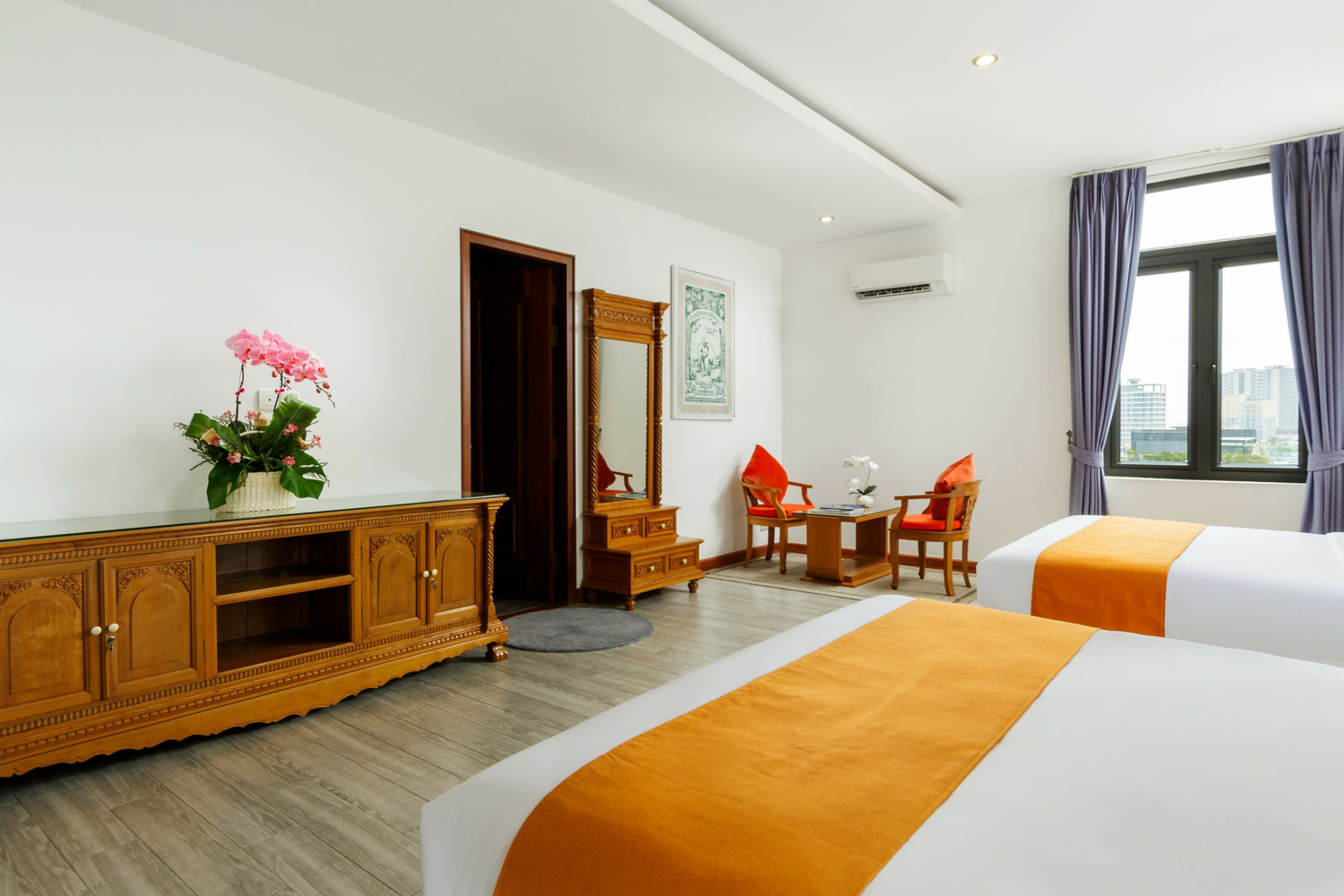 Cocoon Suite Queen With Balcony - JAYA Suites Hotel Phnom Penh Cambodia - Family Suite