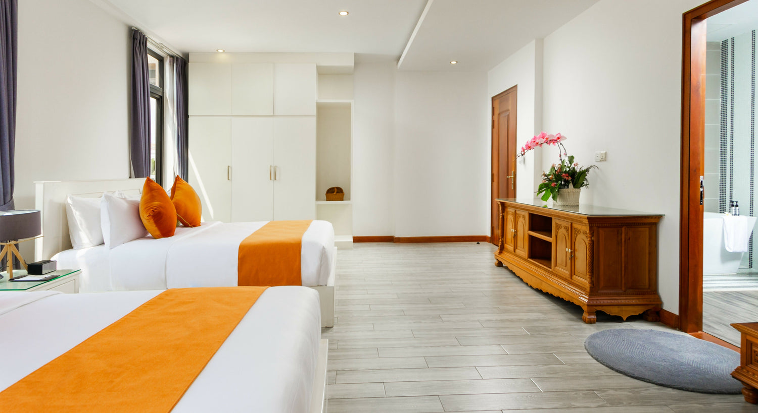 Cocoon Suite Queen With Balcony - JAYA Suites Hotel Phnom Penh Cambodia - Family Suite