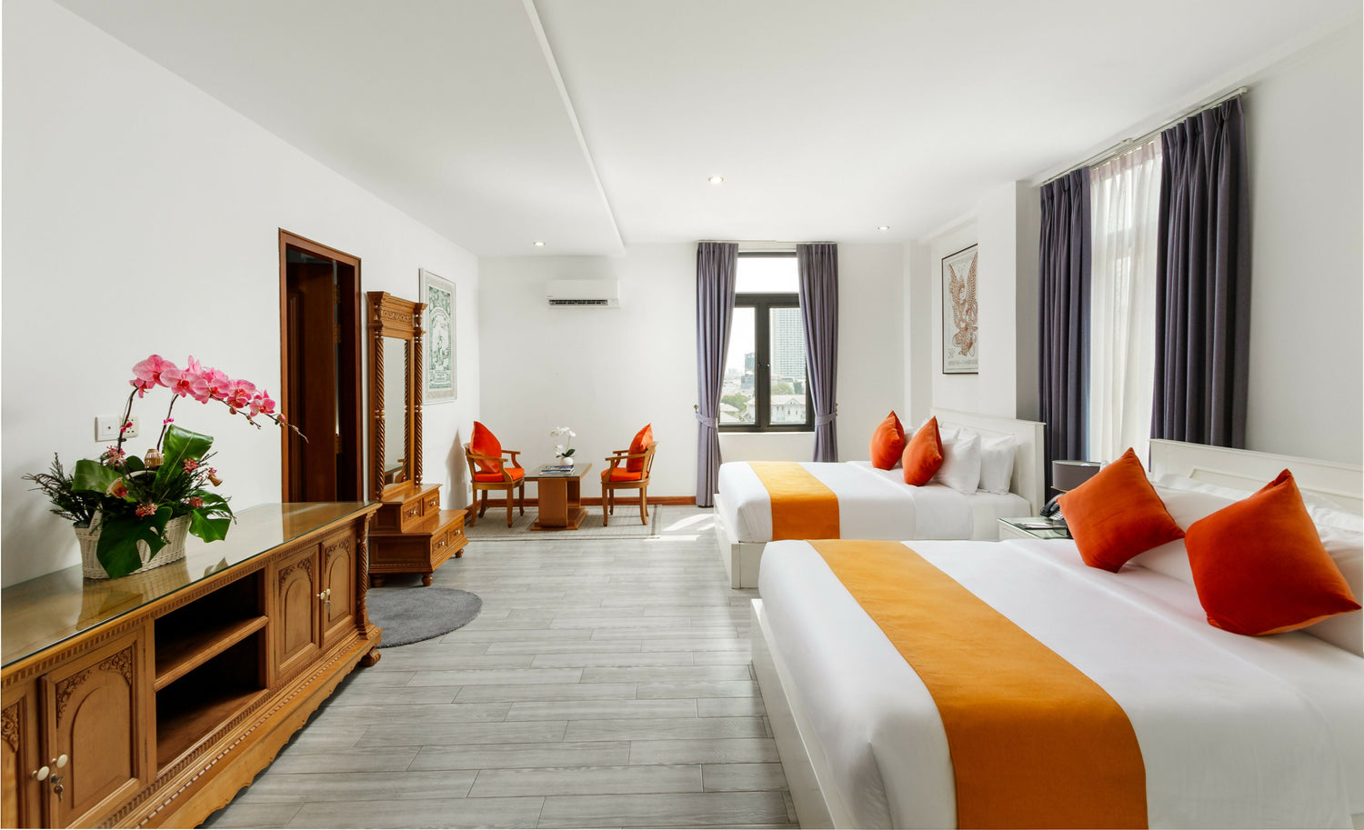 Cocoon Suite Queen With Balcony - JAYA Suites Hotel Phnom Penh Cambodia - Family Suite