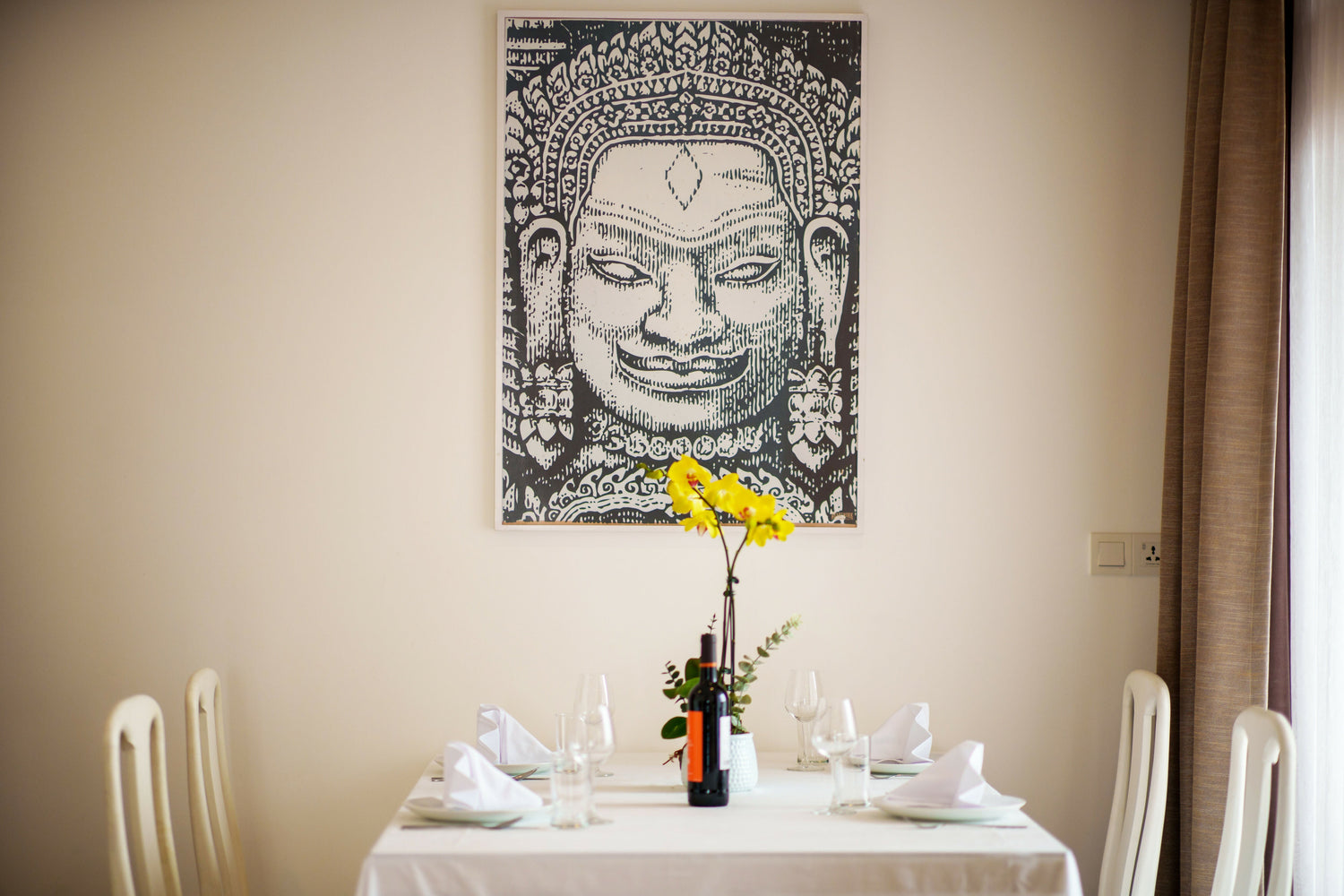 Havana Suite With Balcony - JAYA Suites Hotel Phnom Penh Cambodia - Family Suite