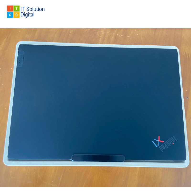 Lenovo ThinkPad X1 Carbon Gen 13 Ultra 7 32GB 512GB 14" - Laptop Computers