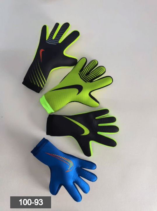 ស្រោមដៃចាំទី Nike លេខ ១ (ថ្មី) - Others