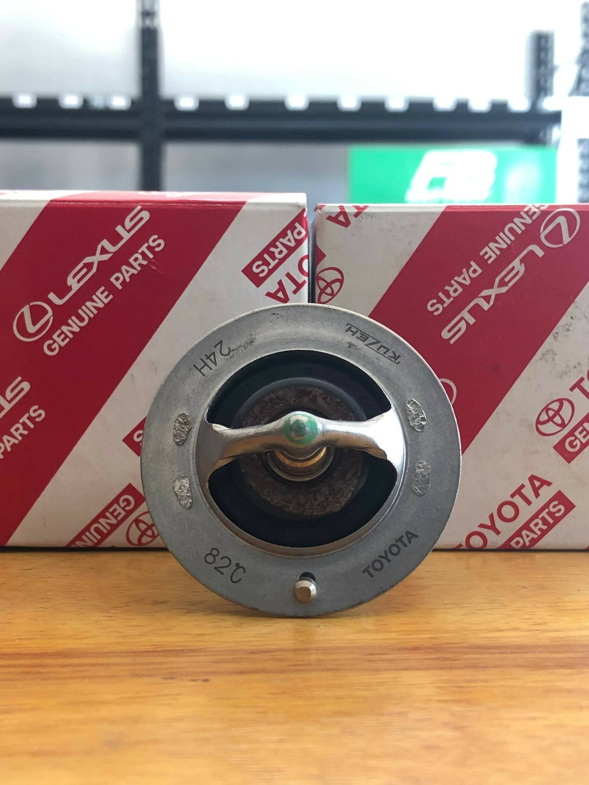 ក្លាប៉េធុងទឹក - Automotive Parts