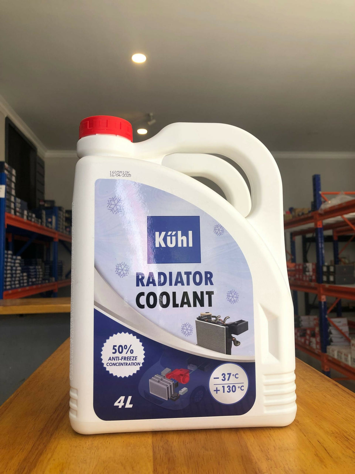 ទឹកស្អំ Radiator Coolant ម៉ាក Kueh - Automotive Parts