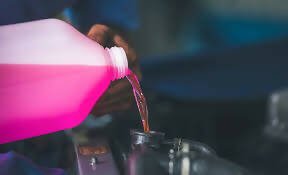 Coolant Change Service សេវាប្តូរទឹកស្អំម៉ាស៊ីន ស្ទឹងមានជ័យ - Oil change service