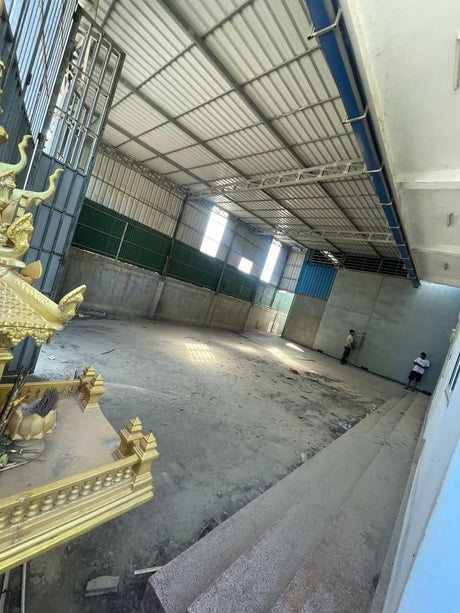 🏠 ឃ្លាំងជួល នៅជិតផ្លូវទំនប់កប់ស្រូវ ទំហំ 720m2 - Real Estate - Rental Properties - Warehouse