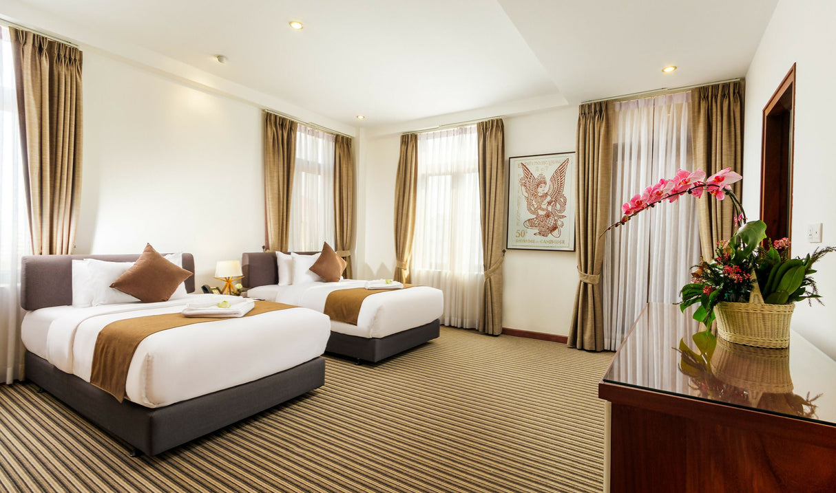 Havana Suite With Balcony - JAYA Suites Hotel Phnom Penh Cambodia - Family Suite