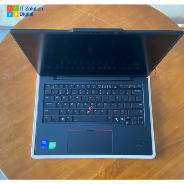 Lenovo ThinkPad X1 Carbon Gen 13 Ultra 7 32GB 512GB 14"