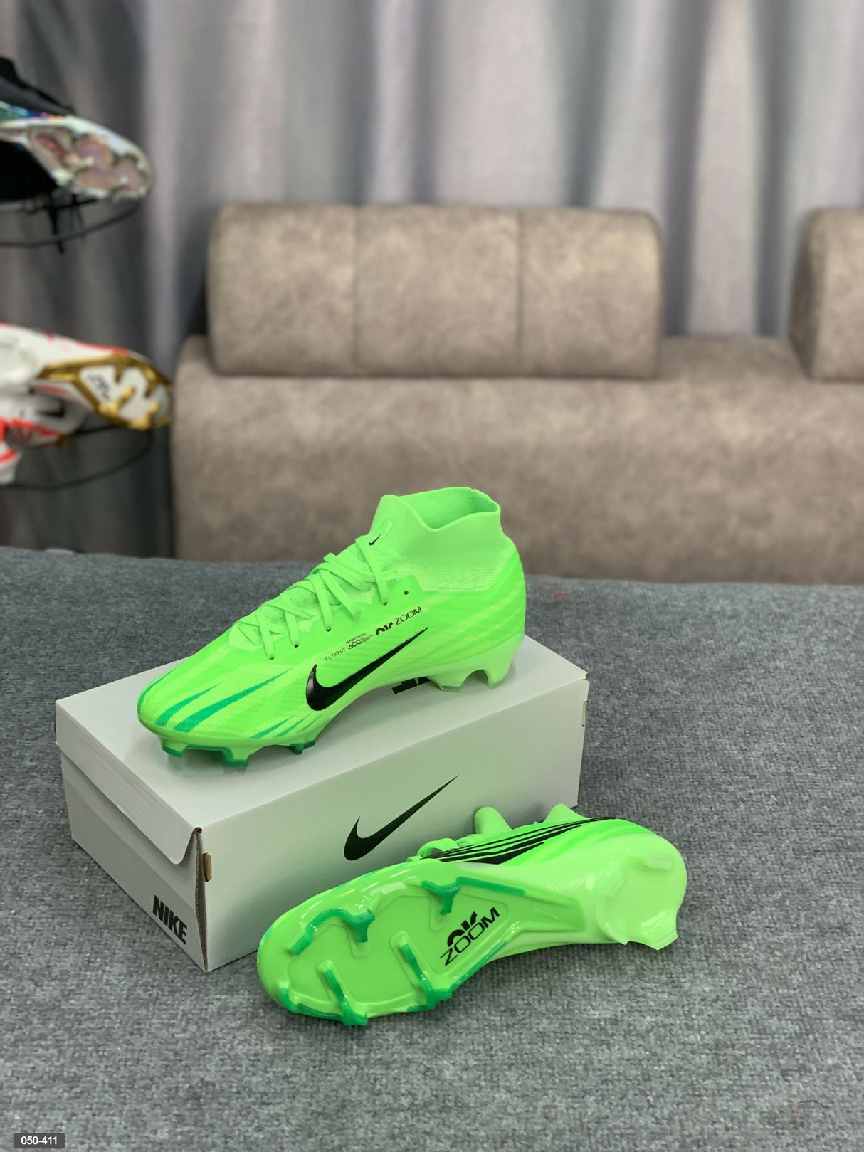 ស្បែកជើង Nike Air Zoom កវែង - Others